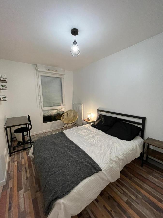 Superbe Appartement Avec Boxe Proche De Paris 塞纳河畔皮埃尔菲特 外观 照片