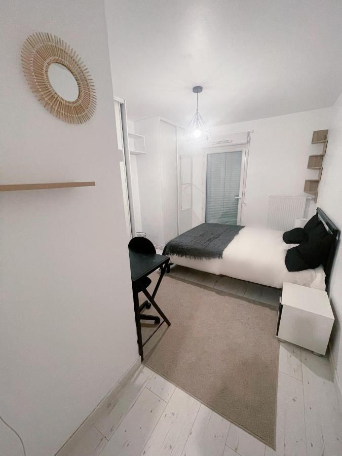 Superbe Appartement Avec Boxe Proche De Paris 塞纳河畔皮埃尔菲特 外观 照片
