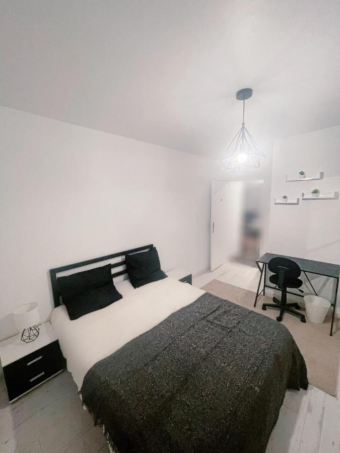 Superbe Appartement Avec Boxe Proche De Paris 塞纳河畔皮埃尔菲特 外观 照片